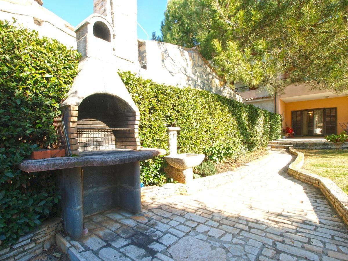 פאז'אנה Apartment Josip 2011 מראה חיצוני תמונה