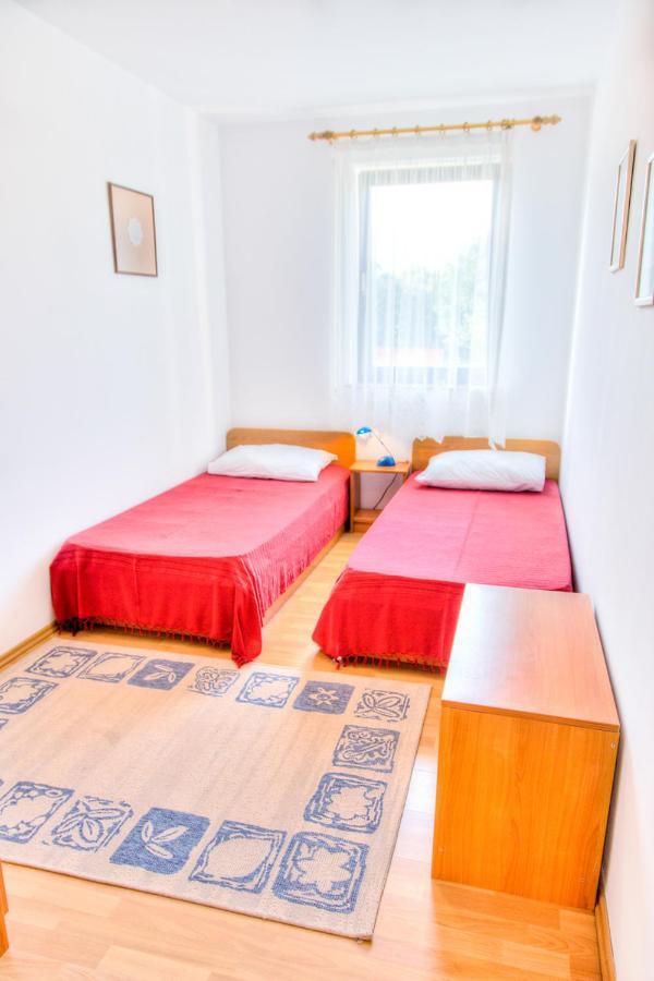 פאז'אנה Apartment Josip 2011 מראה חיצוני תמונה