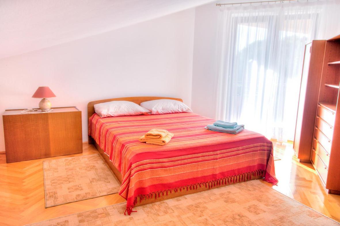 פאז'אנה Apartment Josip 2011 מראה חיצוני תמונה