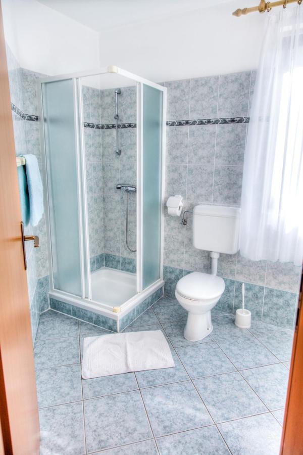 פאז'אנה Apartment Josip 2011 מראה חיצוני תמונה